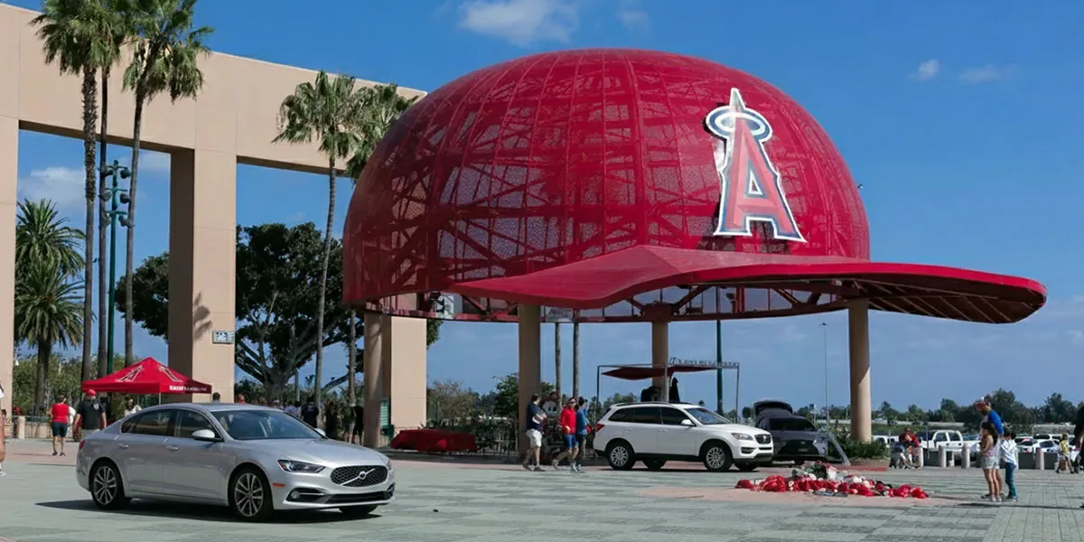 Cheap car rentals in Anaheim Downtown